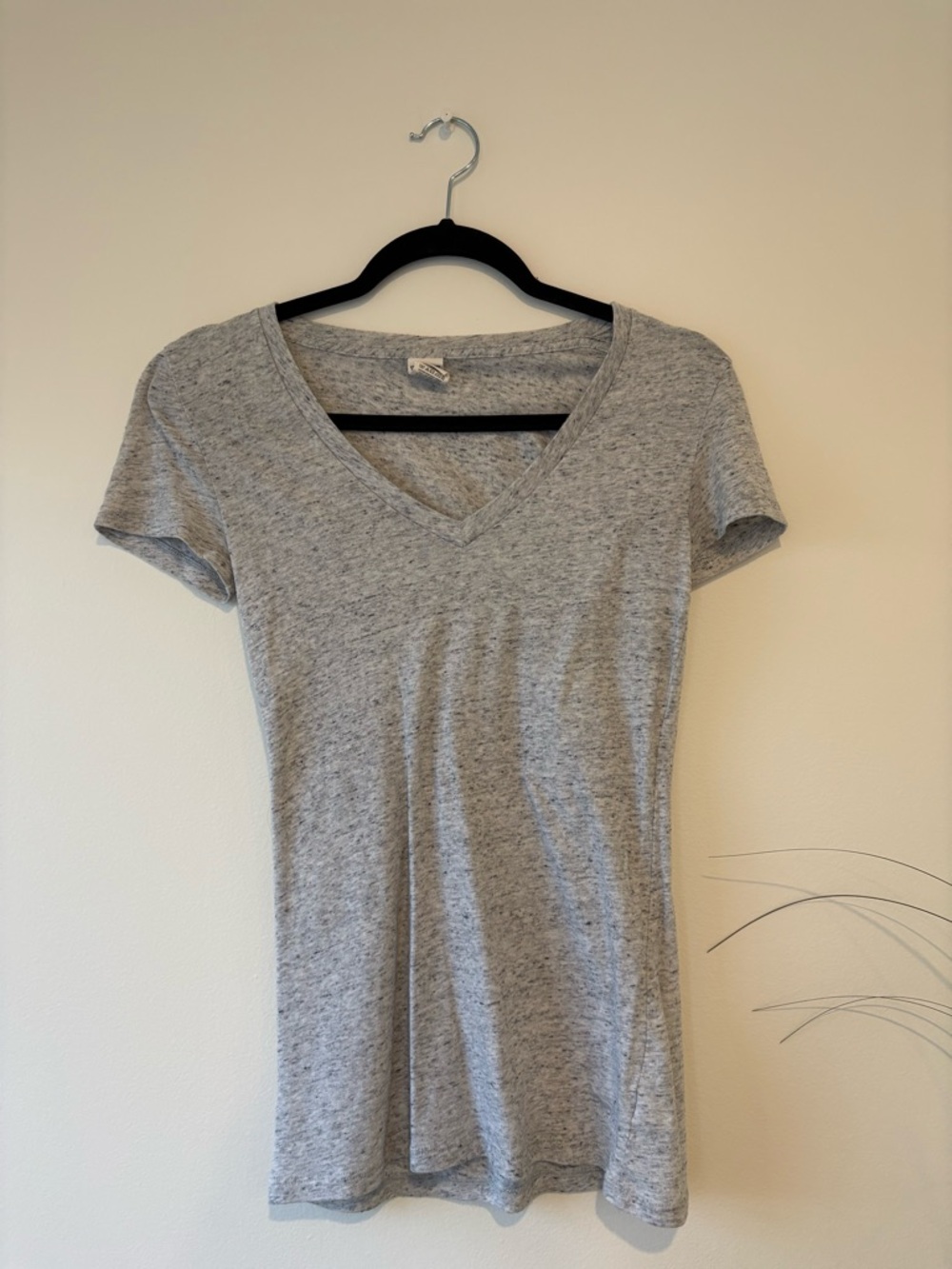 PINK Victoria's Secret Heather Gray V-Neck Short Sleeve Tee